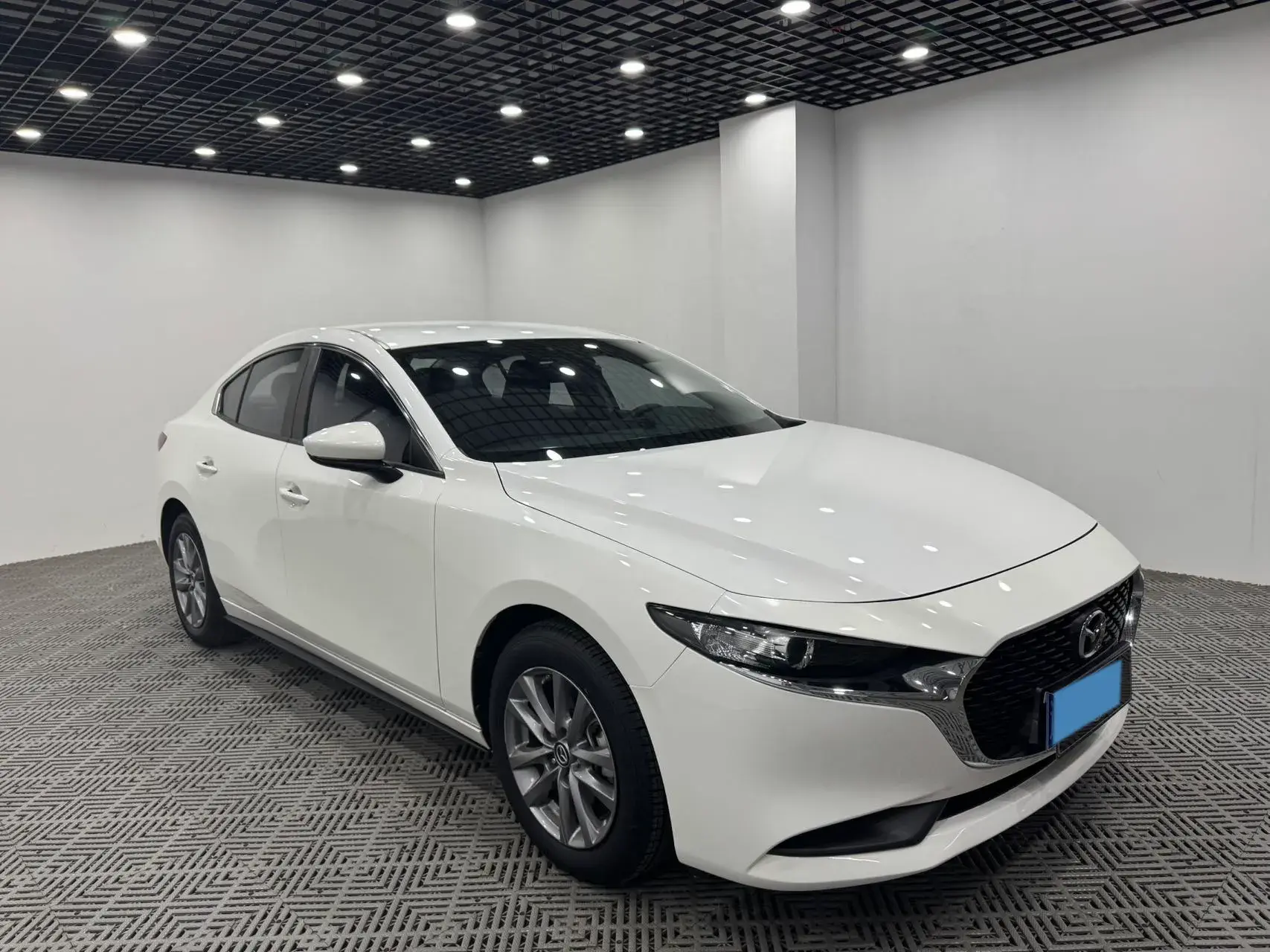 2021 MAZDA 3 thumbnail 2