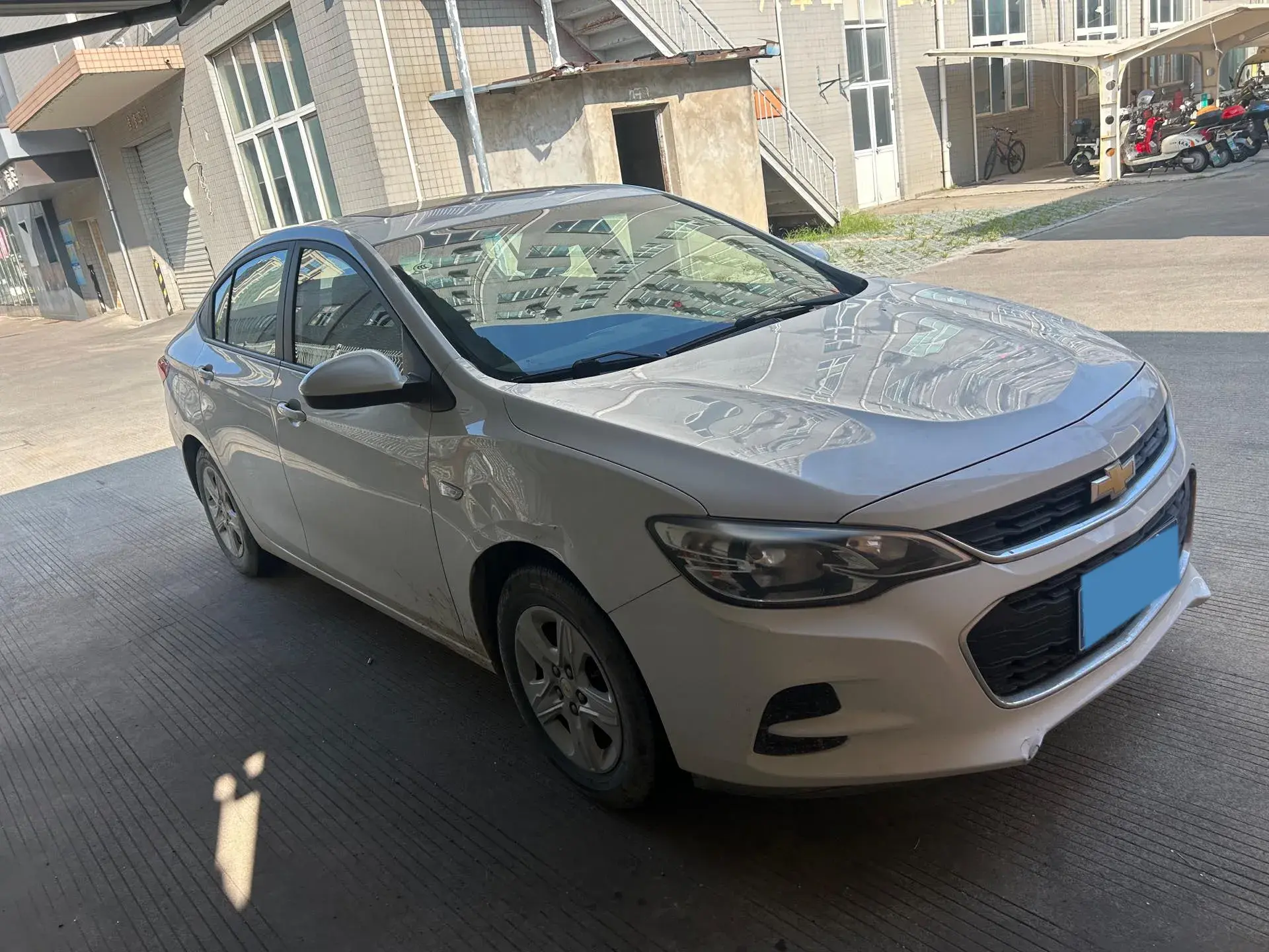 2018 CHEVROLET CAVALIER thumbnail 2