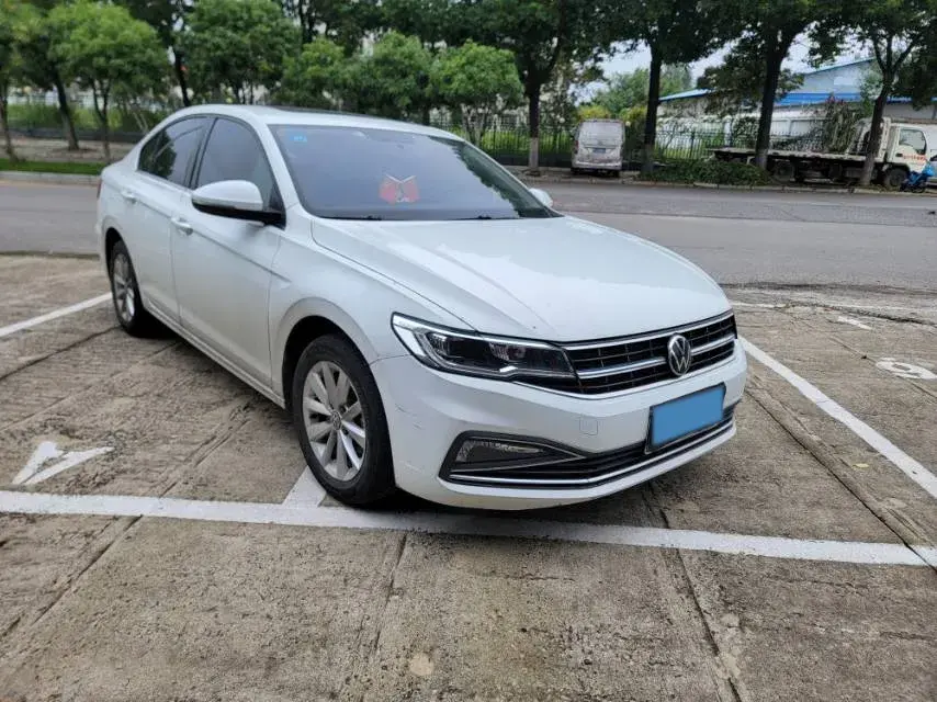 2020 VOLKSWAGEN BORA thumbnail 3