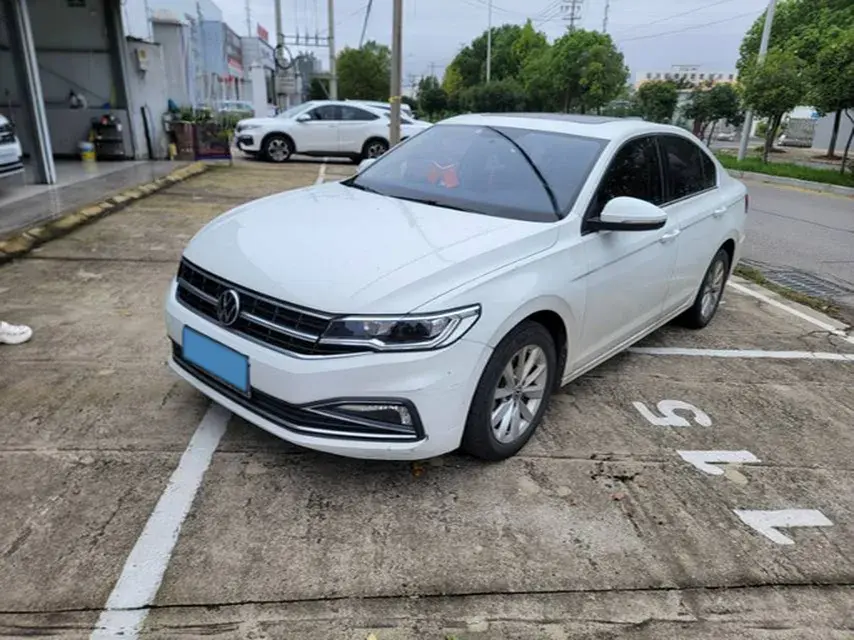 2020 VOLKSWAGEN BORA view 1