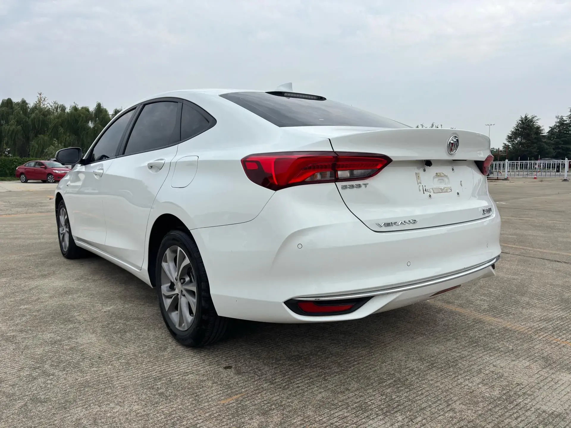 2022 BUICK VERANO thumbnail 4