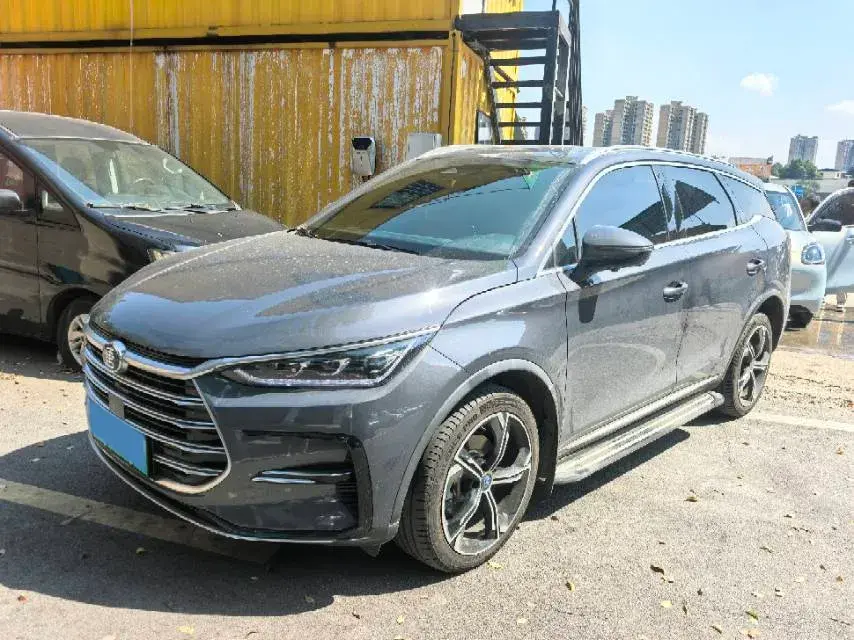 2021 BYD TANG view 1