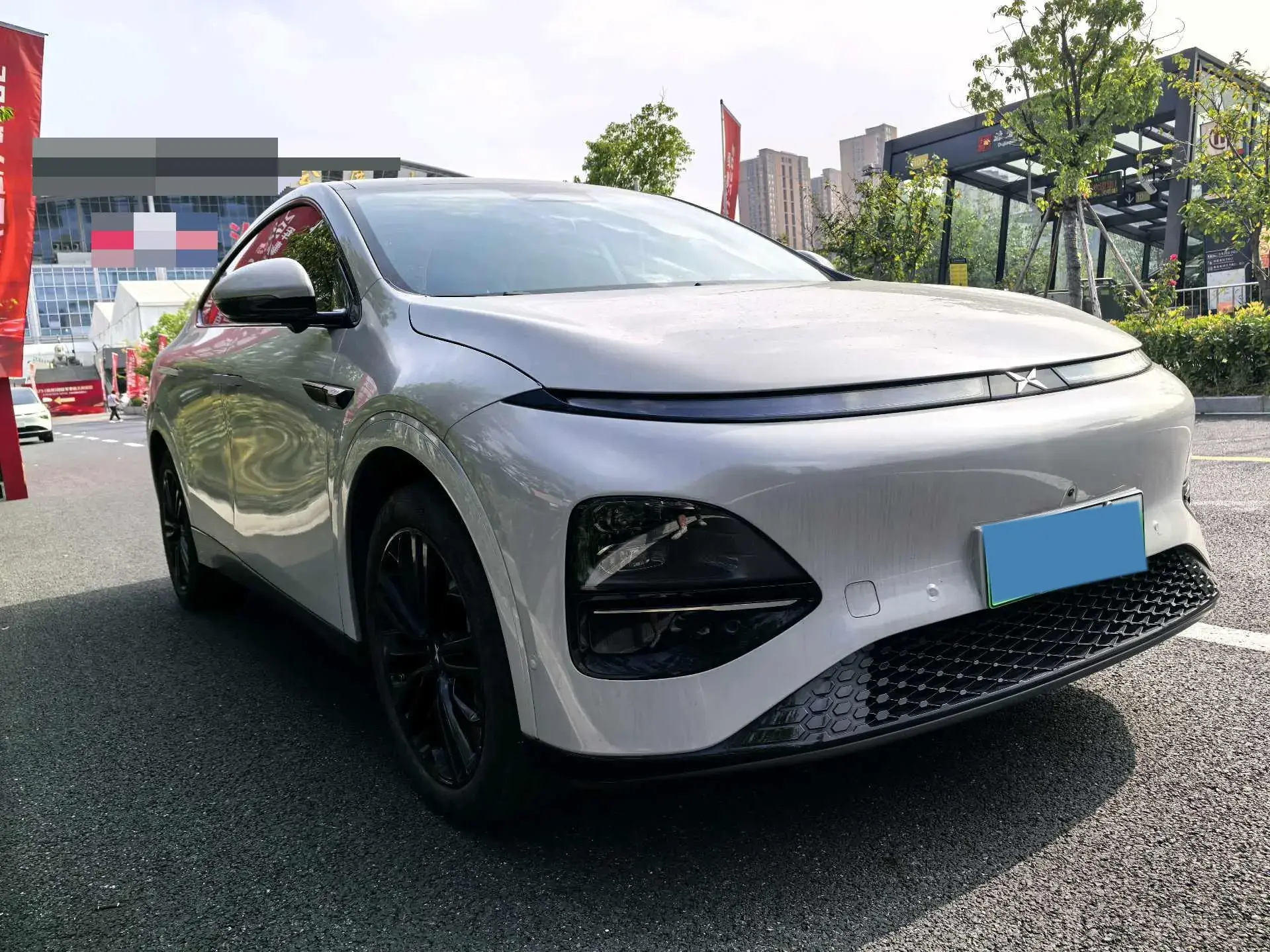 2023 XPENG G6 thumbnail 3