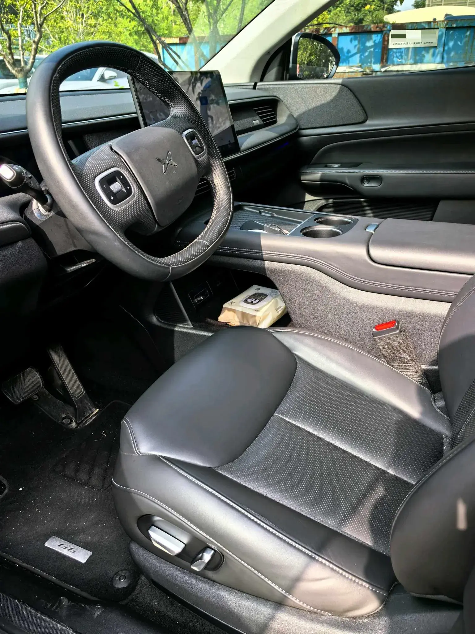 2023 XPENG G6 thumbnail 4