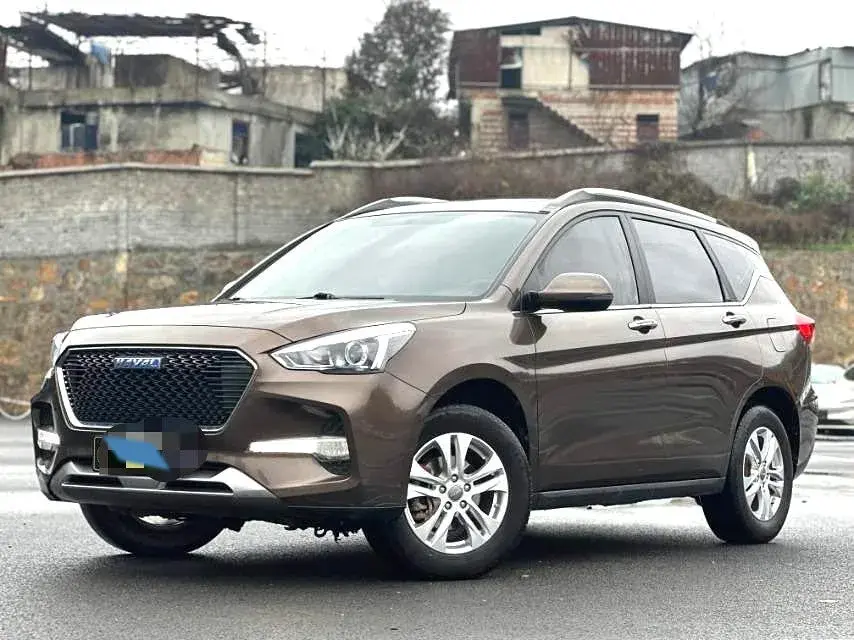 2017 HAVAL M6 view 1