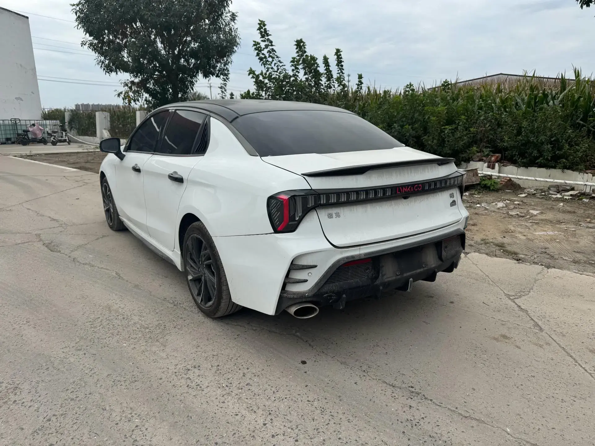 2023 LYNK&CO 03 thumbnail 4