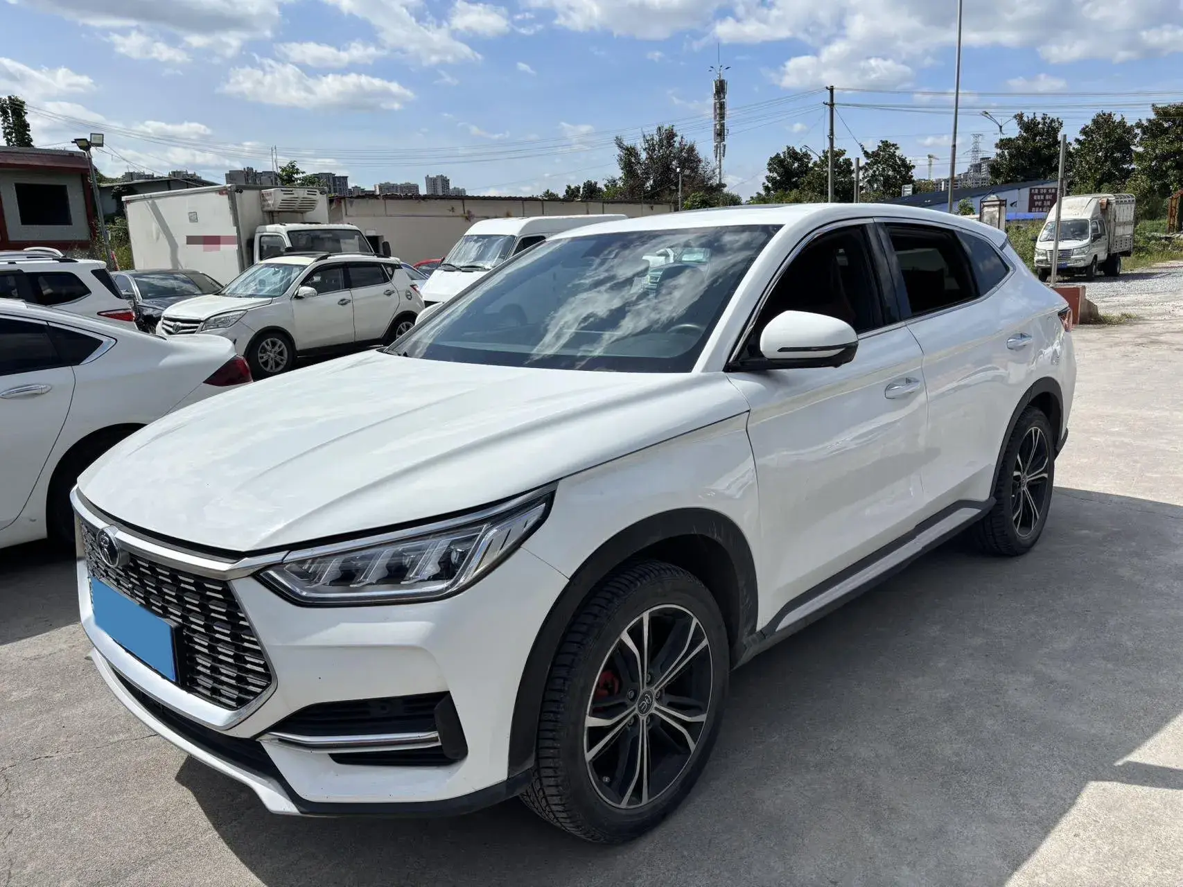 2020 BYD SONG view 1