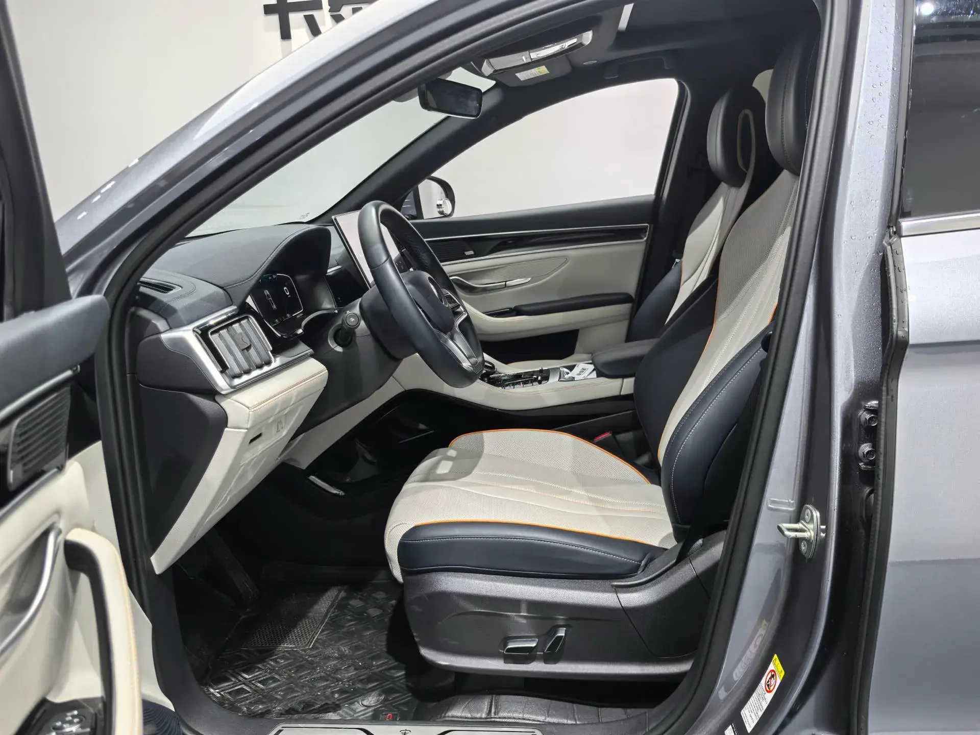 2022 BYD SONG thumbnail 3