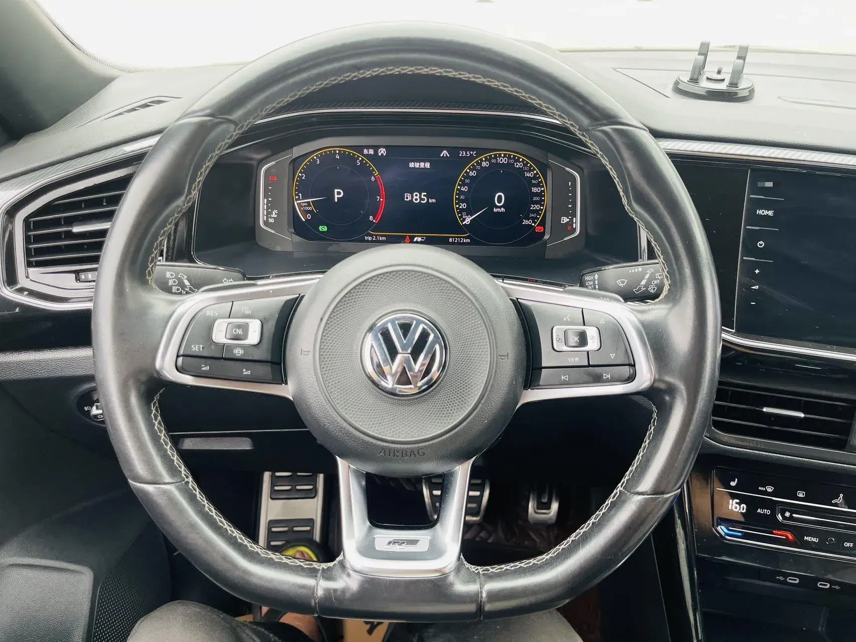 2020 VOLKSWAGEN TAYRON thumbnail 4