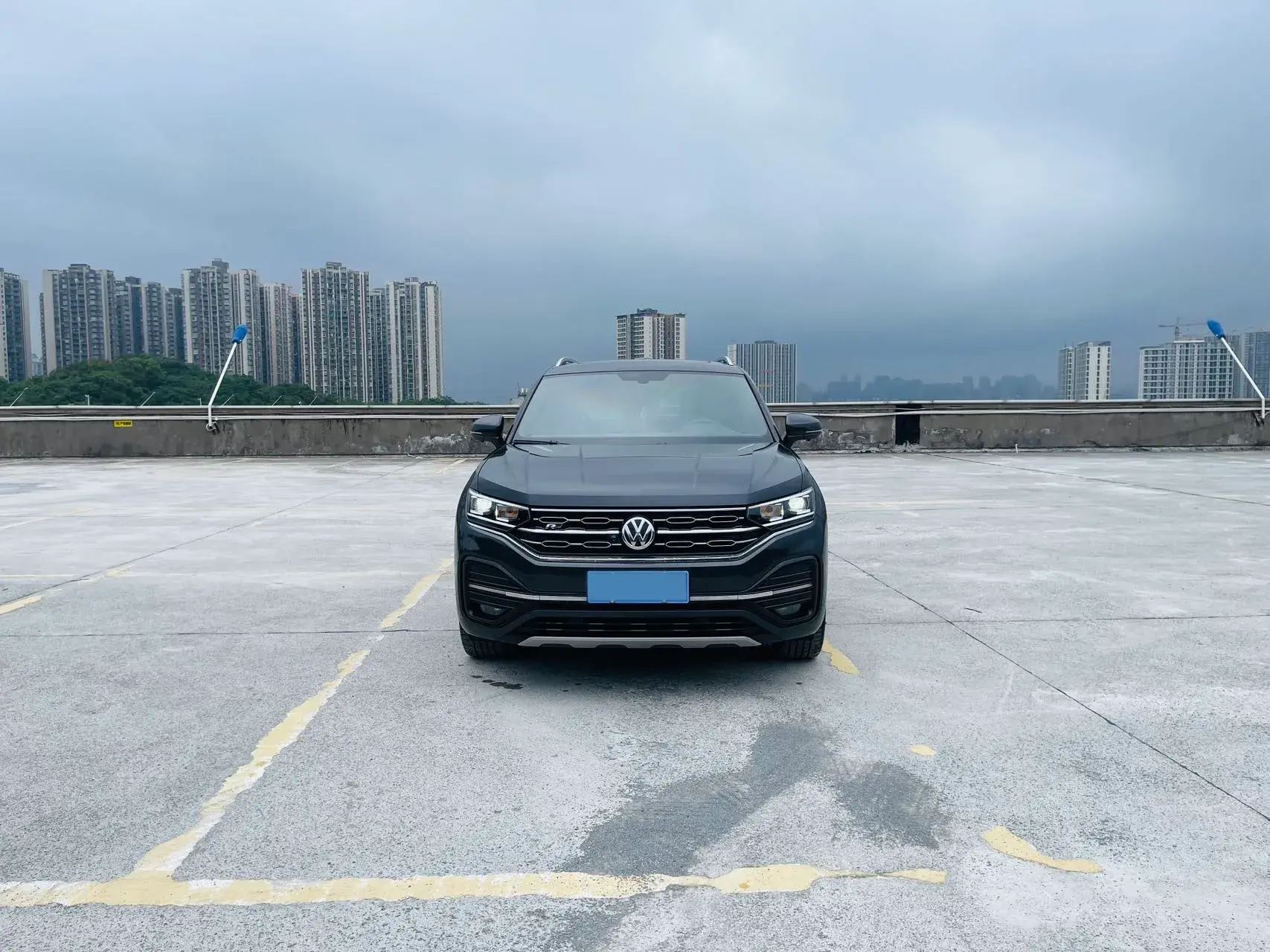 2020 VOLKSWAGEN TAYRON thumbnail 2