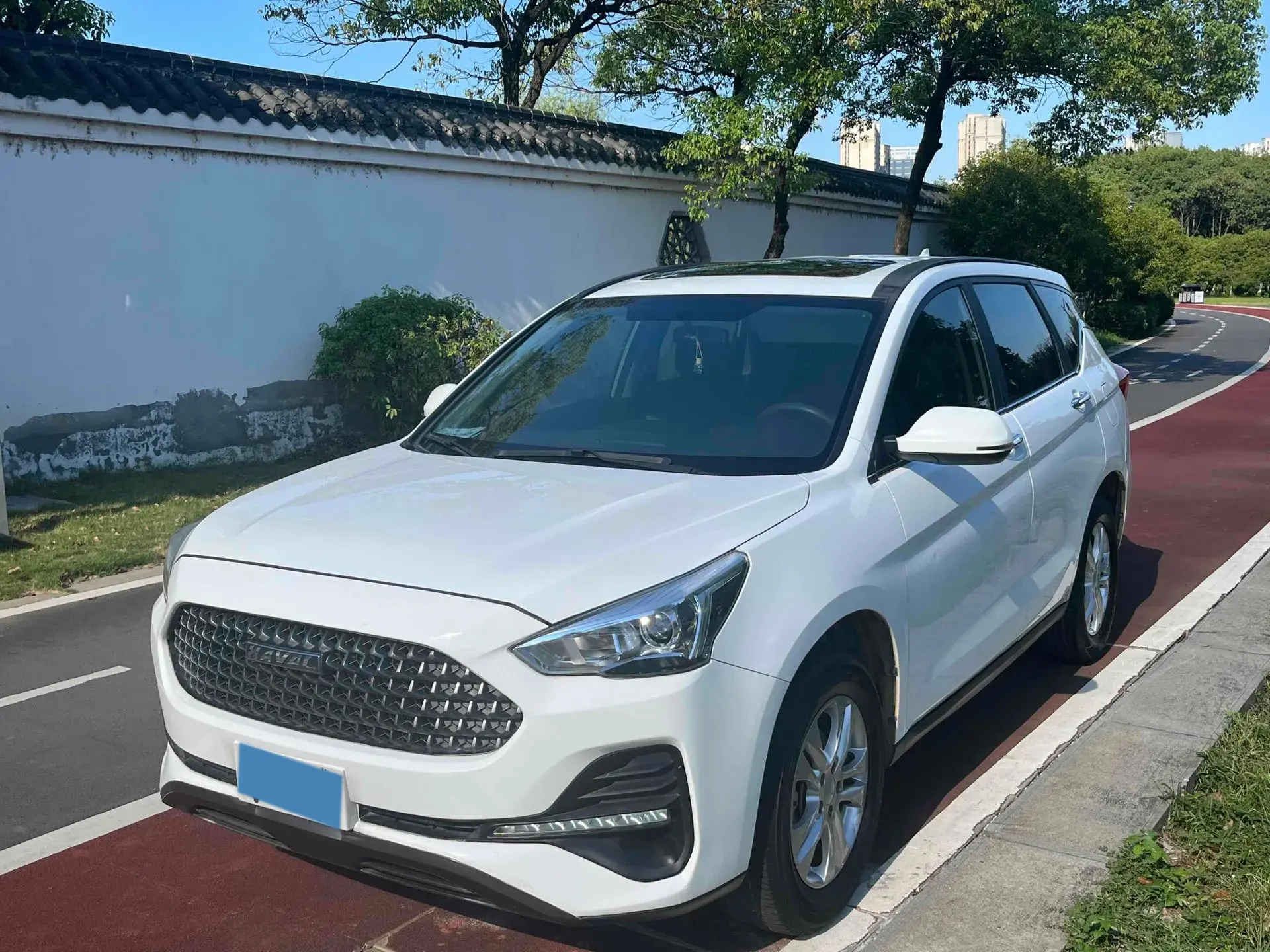 2019 HAVAL M6 view 1