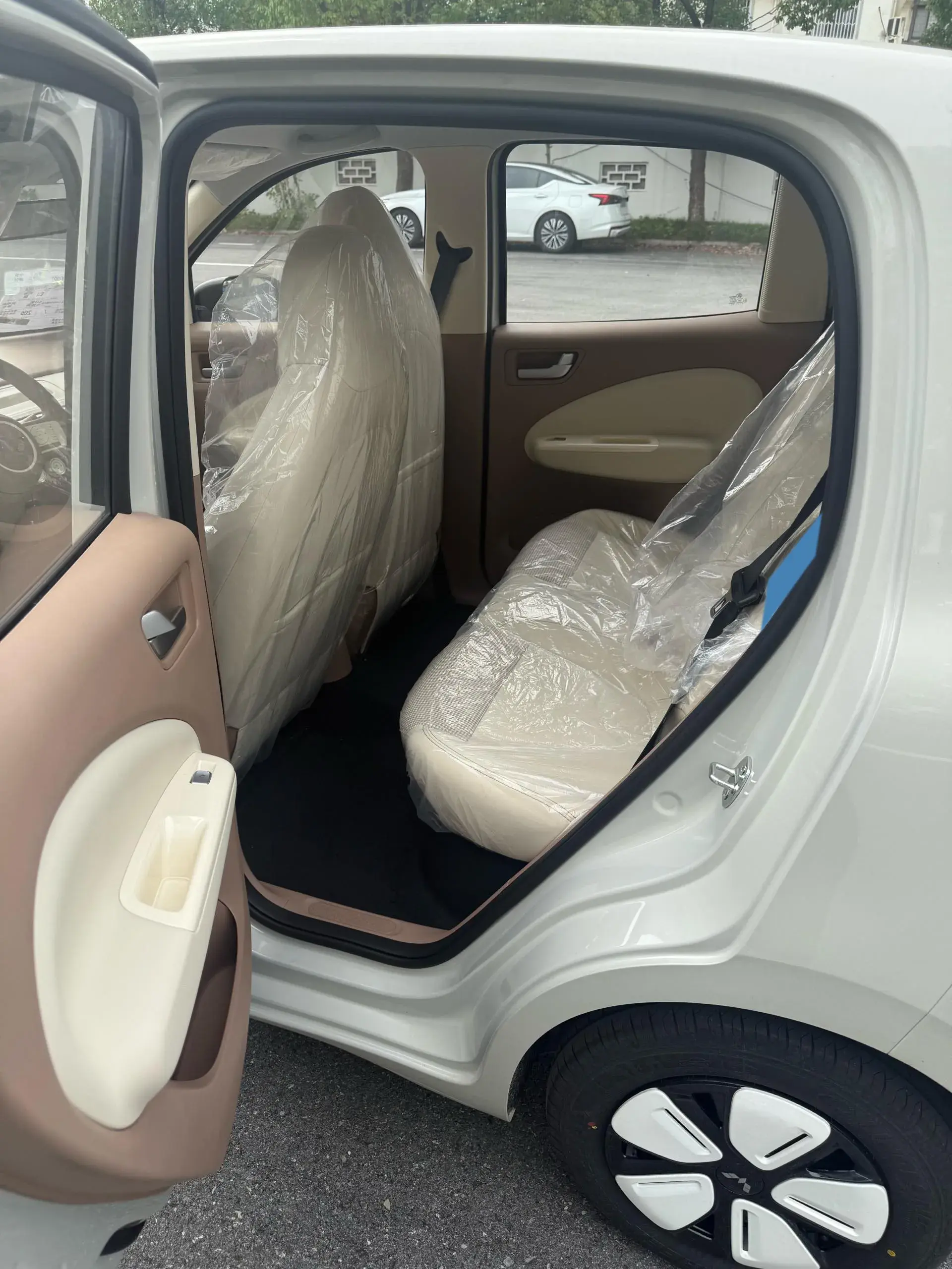 2025 WULING HONGGUANG thumbnail 4