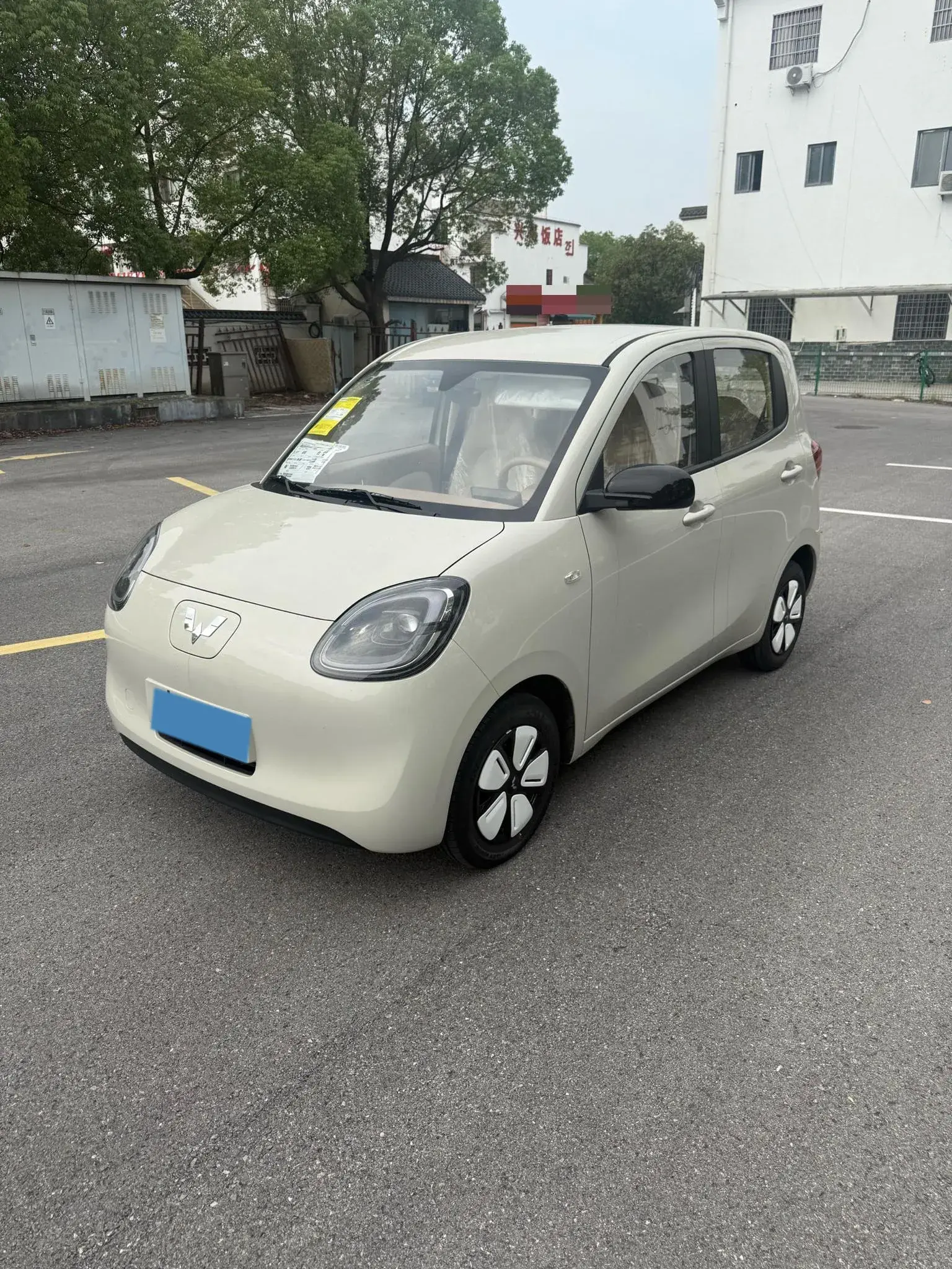 2025 WULING HONGGUANG view 1