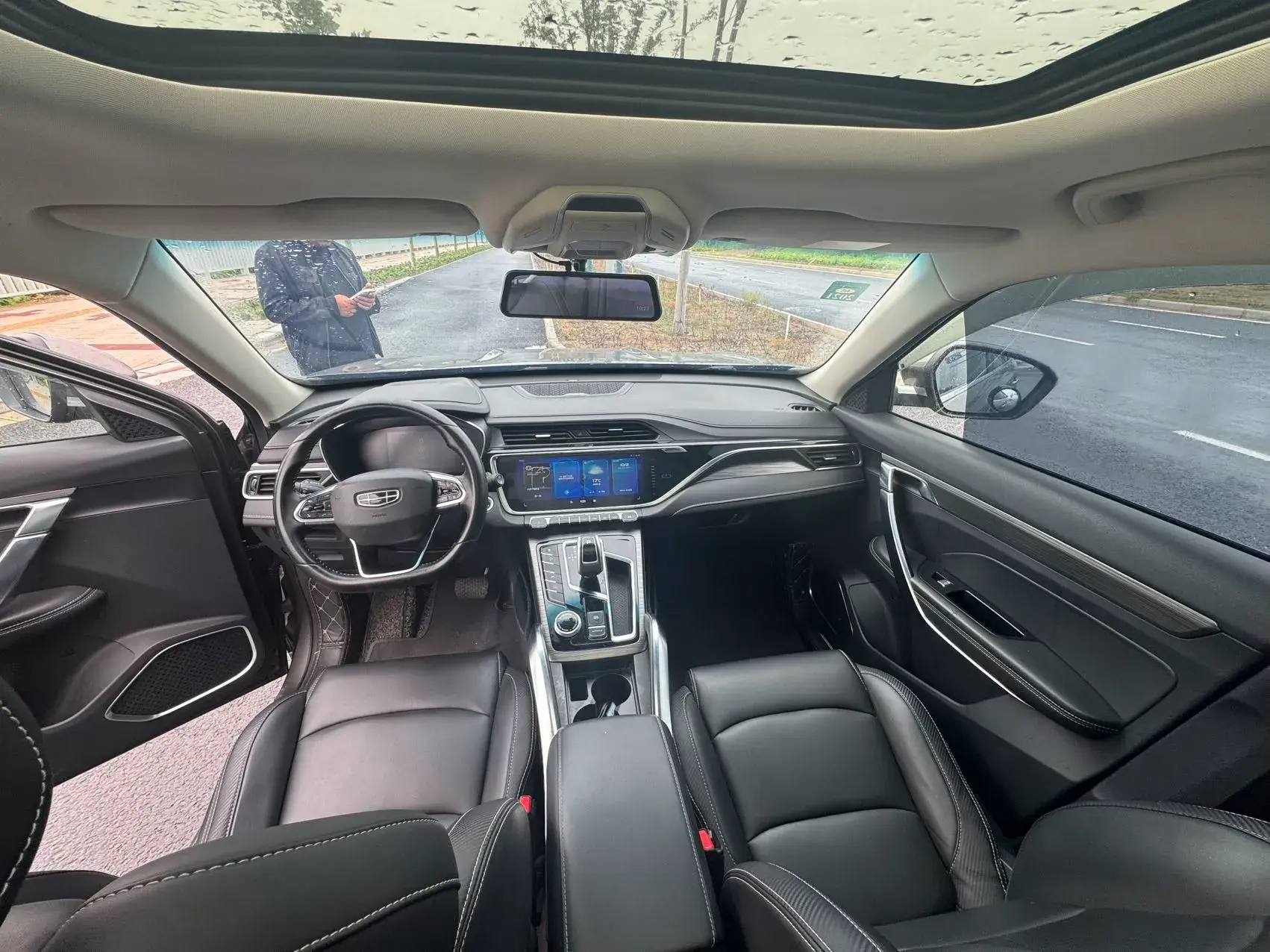 2020 GEELY AZKARRA thumbnail 4