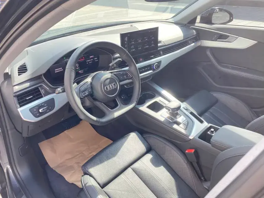 2022 AUDI A4L thumbnail 4