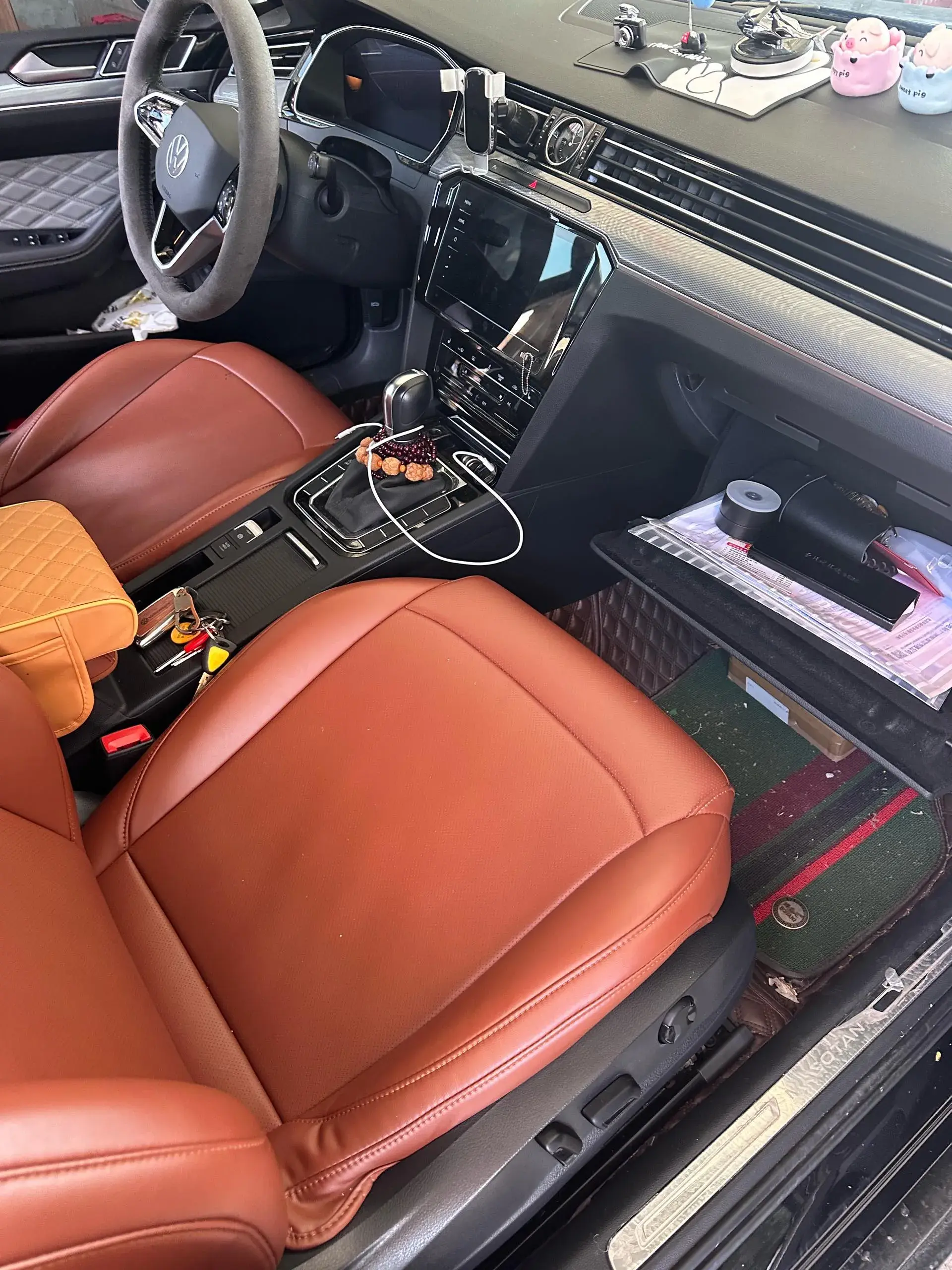 2023 VOLKSWAGEN MAGOTAN thumbnail 2