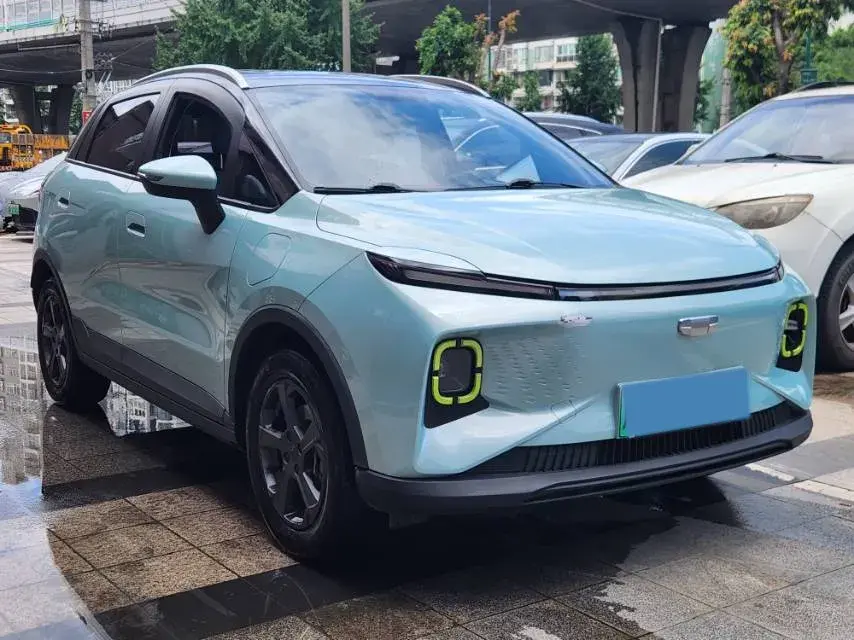 2022 GEOMETRY E thumbnail 3