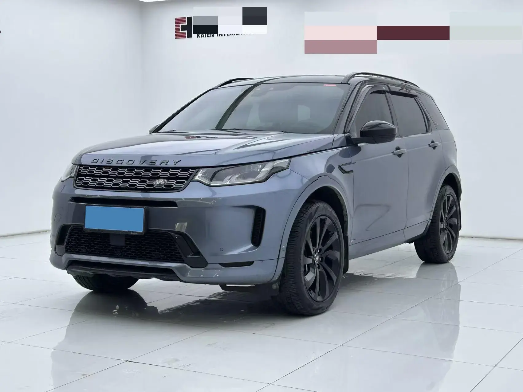 2020 LAND ROVER view 1