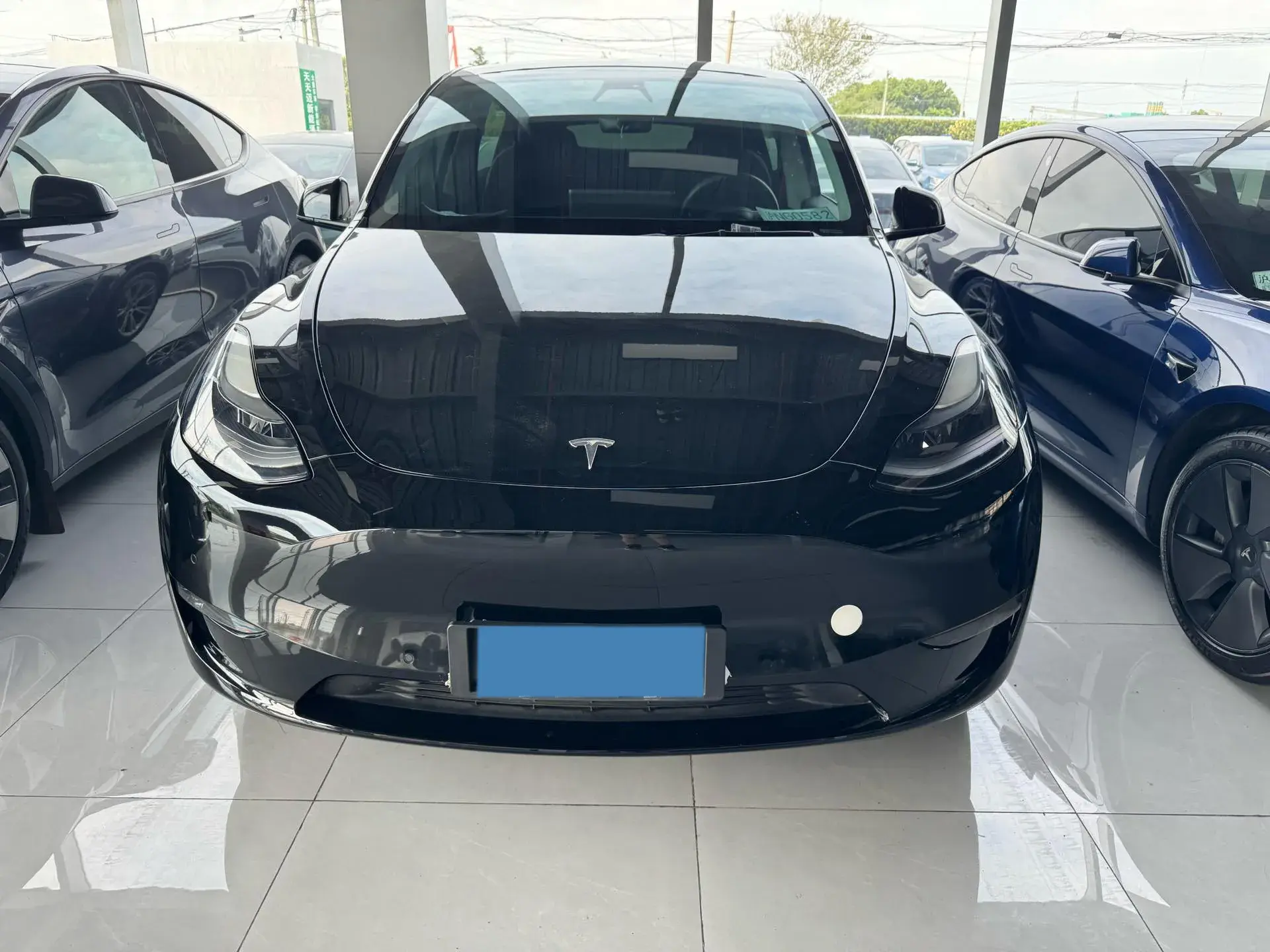 2021 TESLA MODEL thumbnail 2