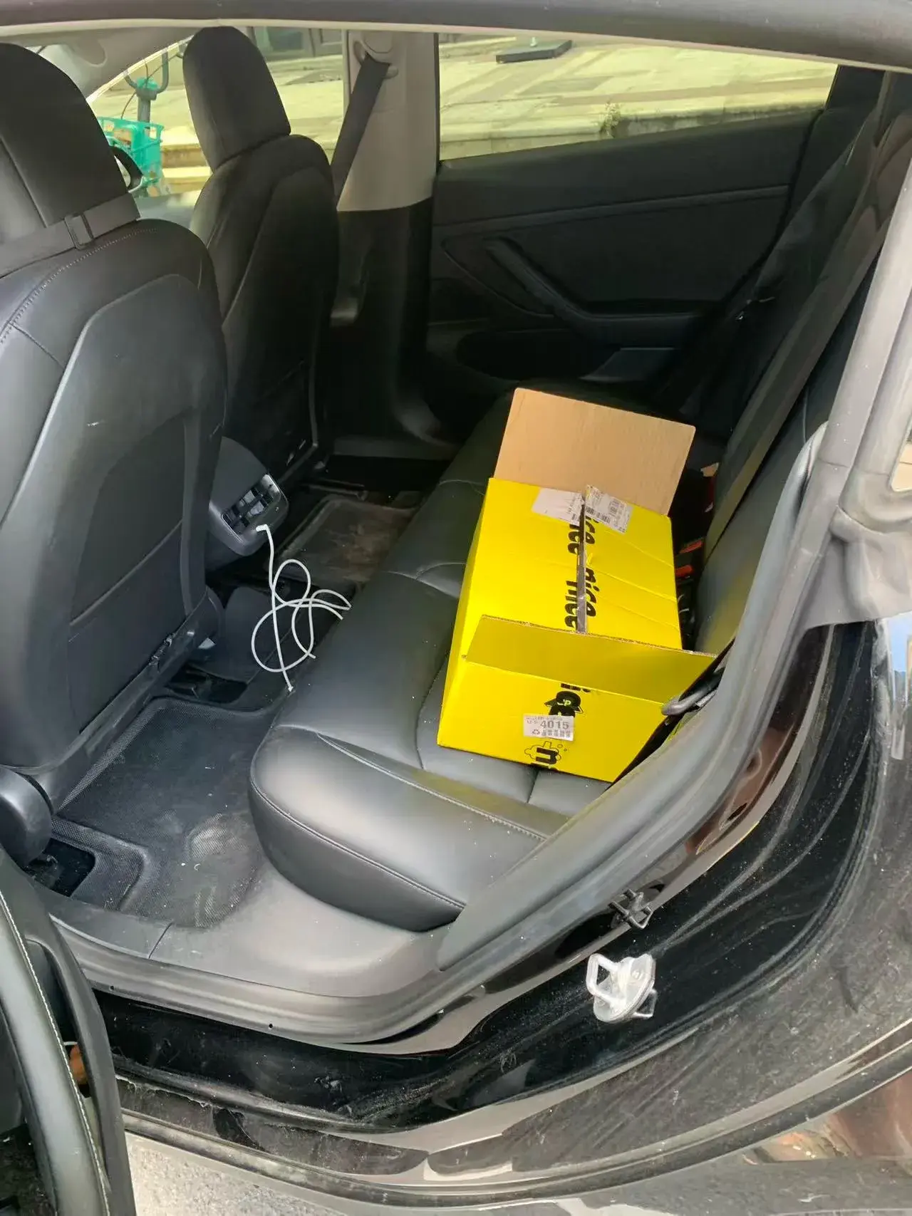 2020 TESLA MODEL thumbnail 4