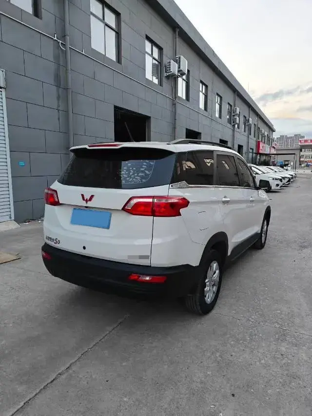 2019 WULING HONGGUANG thumbnail 4