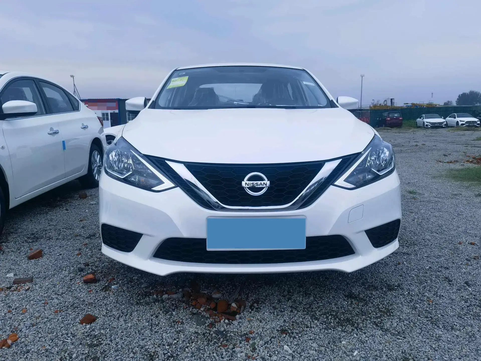 2024 NISSAN SYLPHY thumbnail 2