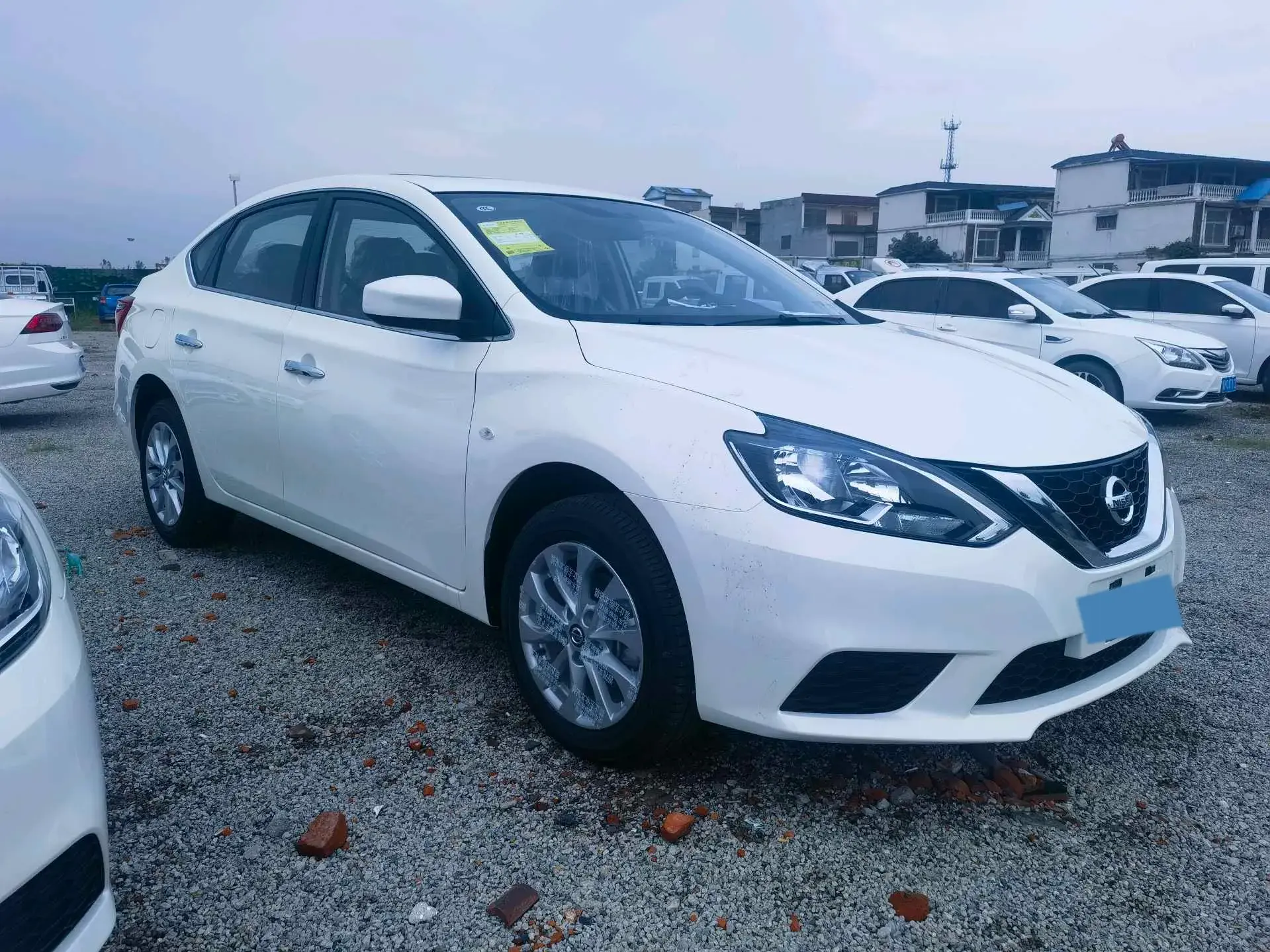 2024 NISSAN SYLPHY thumbnail 3