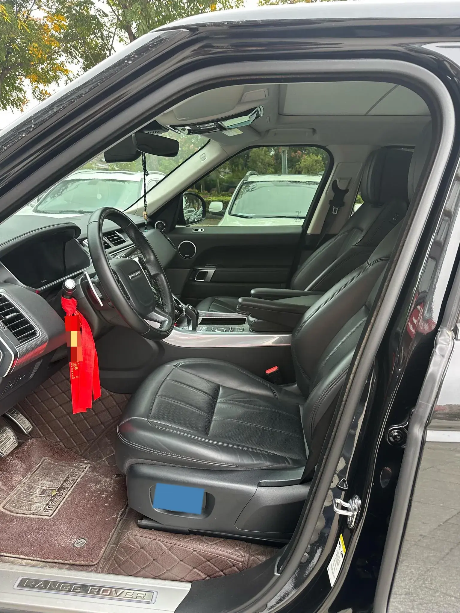 2020 LAND ROVER thumbnail 4