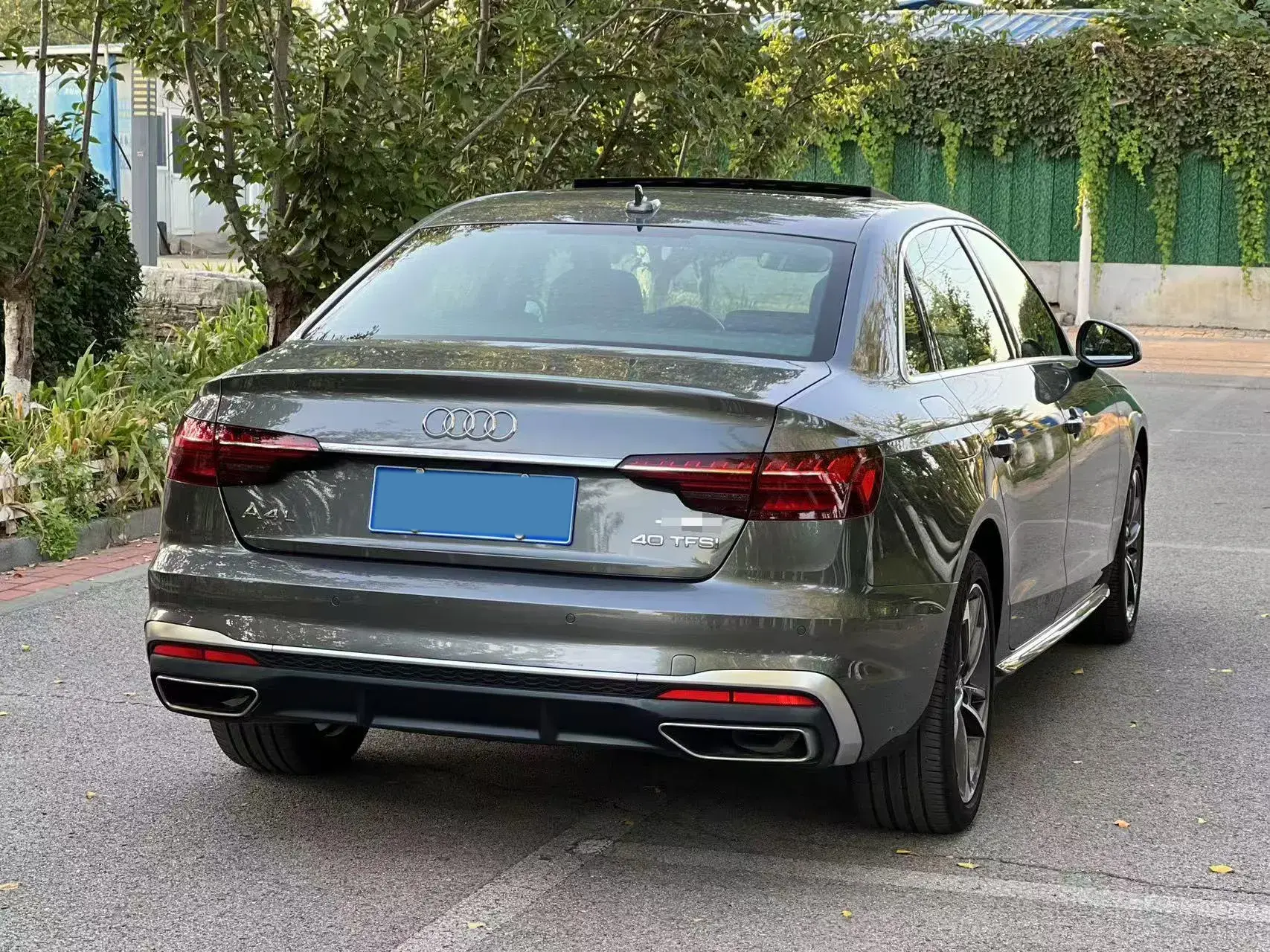 2022 AUDI A4L thumbnail 3