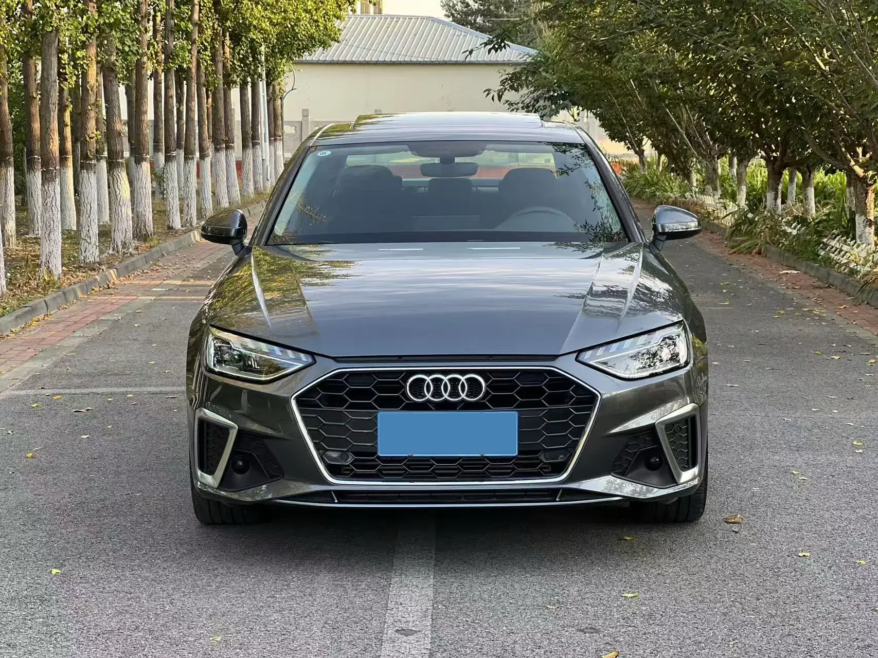 2022 AUDI A4L thumbnail 2