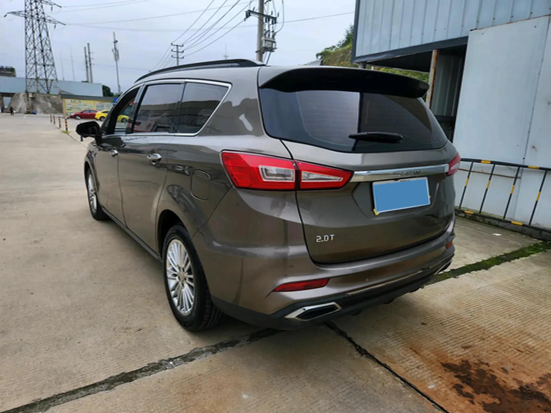 2017 LIFAN XUANLANG thumbnail 3