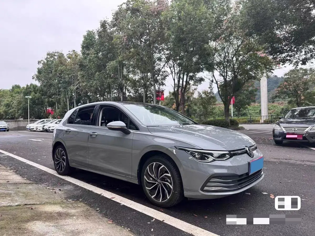 2023 VOLKSWAGEN GOLF thumbnail 2