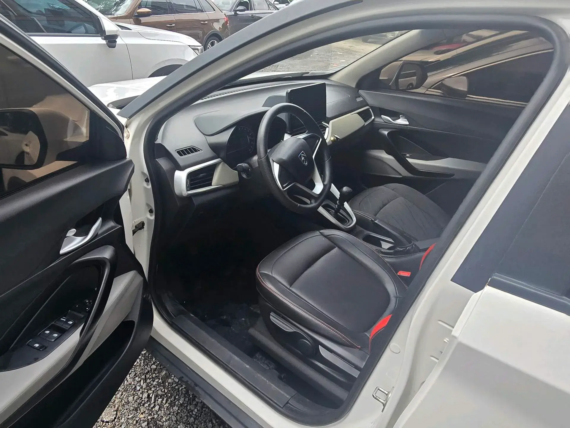 2017 BAOJUN 510 thumbnail 3