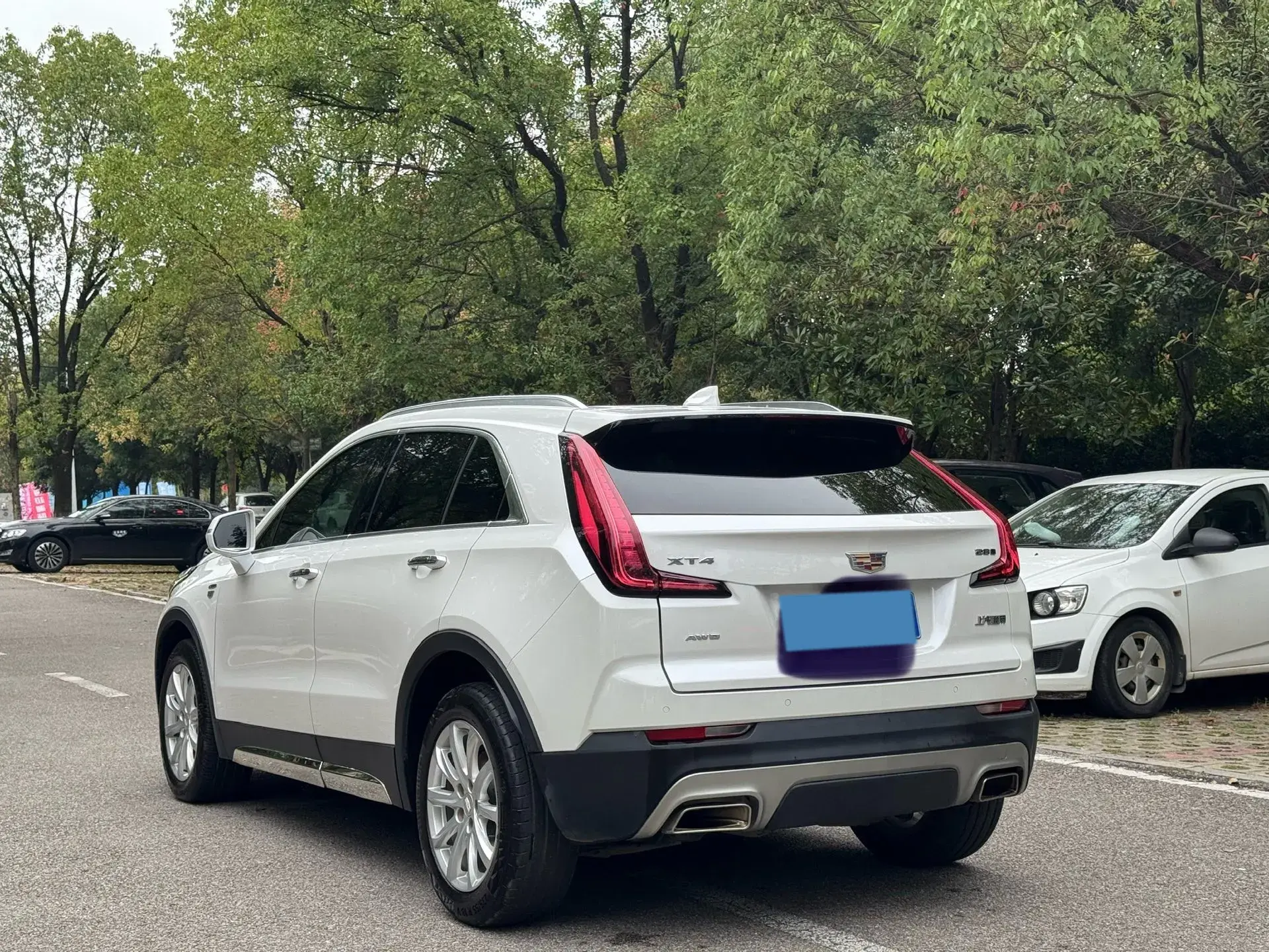 2020 CADILLAC XT4 thumbnail 4