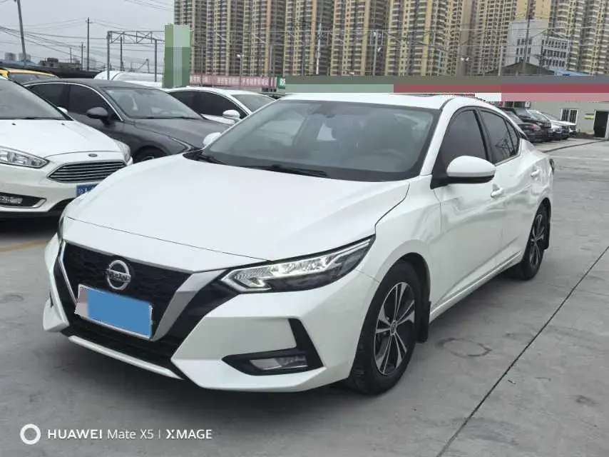2021 NISSAN SYLPHY view 1