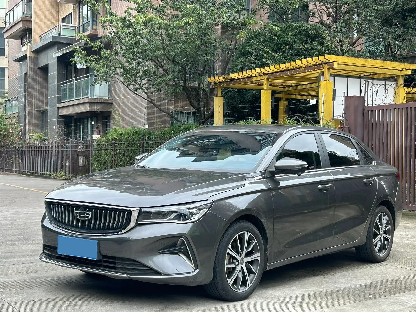 2022 GEELY EMGRAND view 1