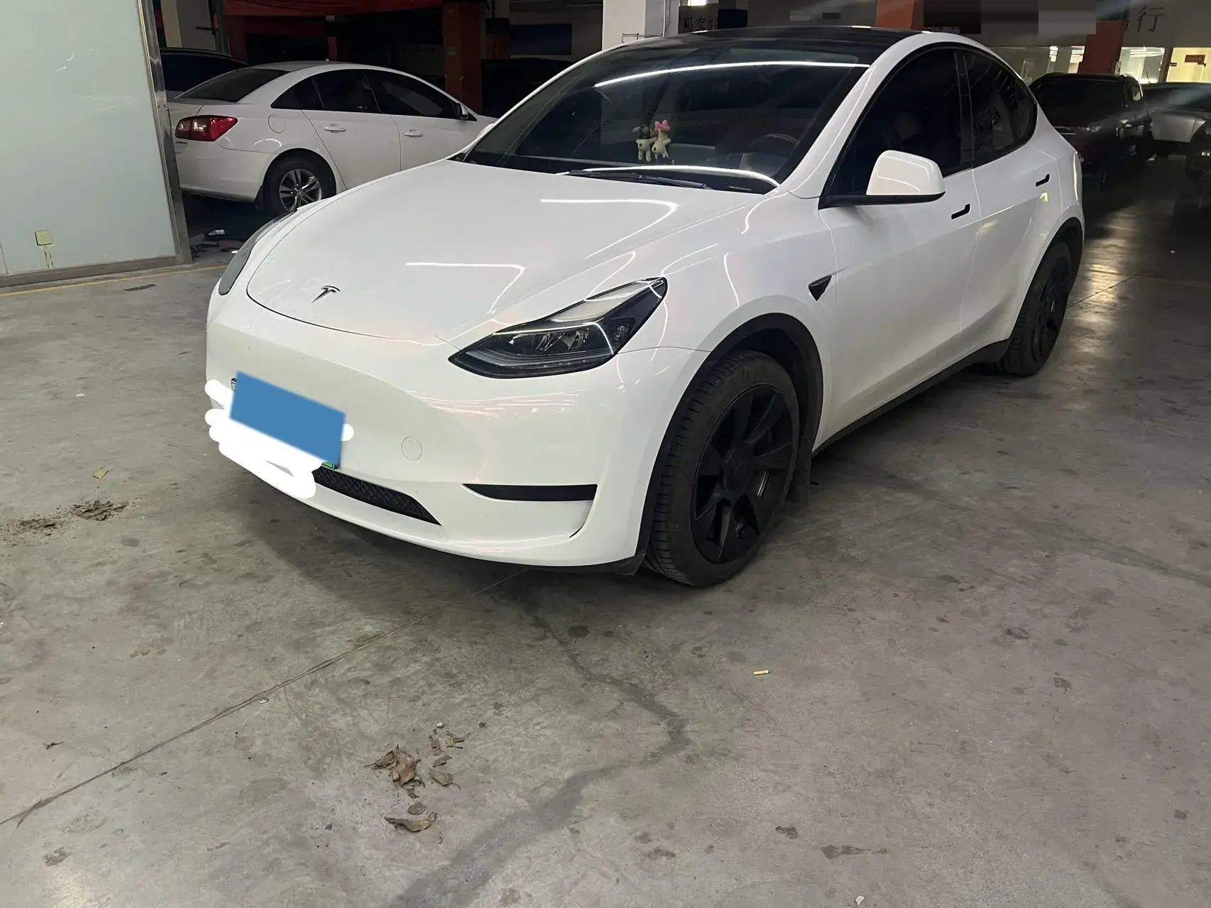 2022 TESLA MODEL view 1