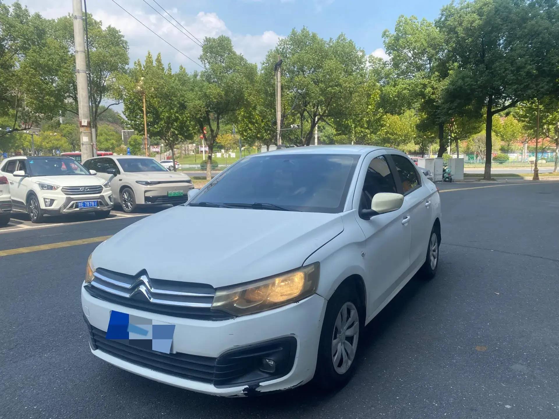 2014 CITROEN ELYSEE view 1