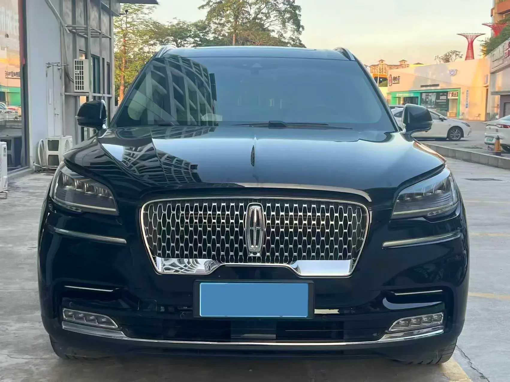 2021 LINCOLN AVIATOR thumbnail 3