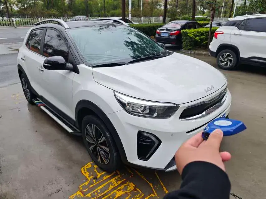 2021 KIA KX1 thumbnail 3