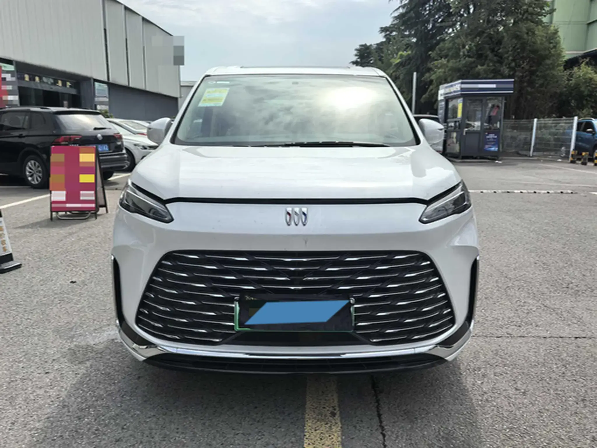 2025 BUICK GL8 thumbnail 2