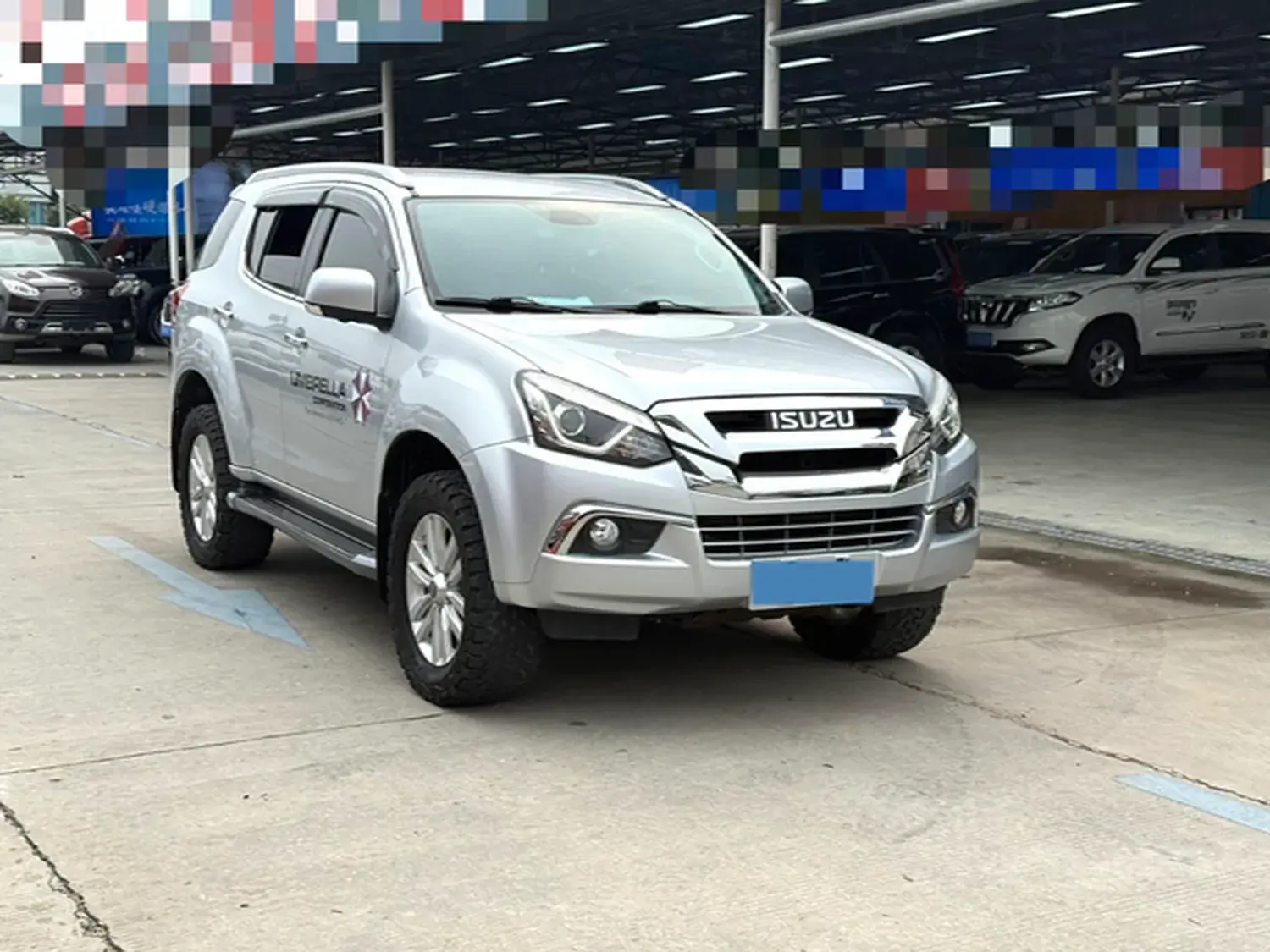 2018 ISUZU MU-X thumbnail 3