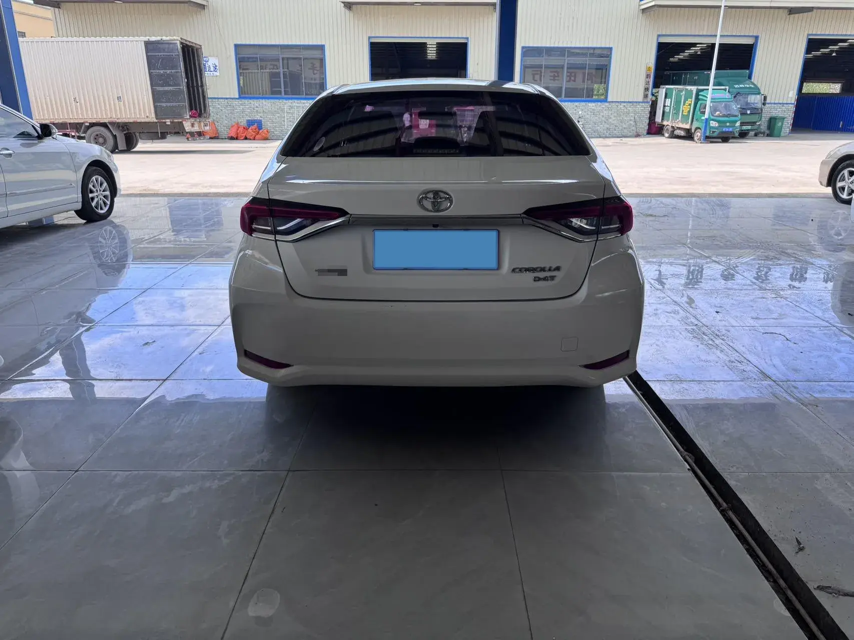 2021 TOYOTA COROLLA thumbnail 4