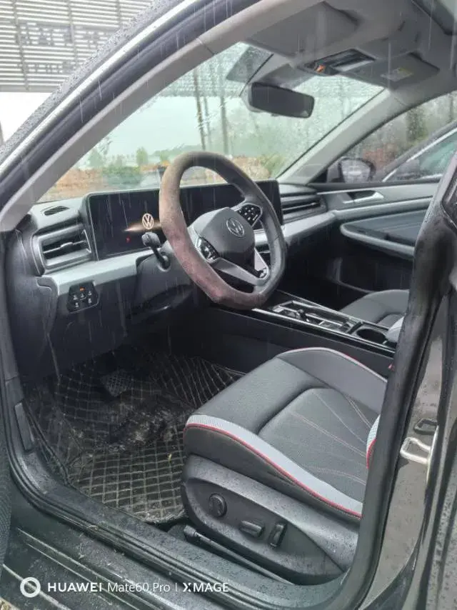 2023 VOLKSWAGEN LAMANDO thumbnail 4