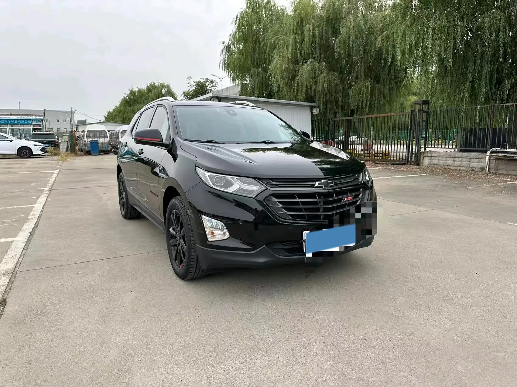 2019 CHEVROLET EQUINOX thumbnail 2