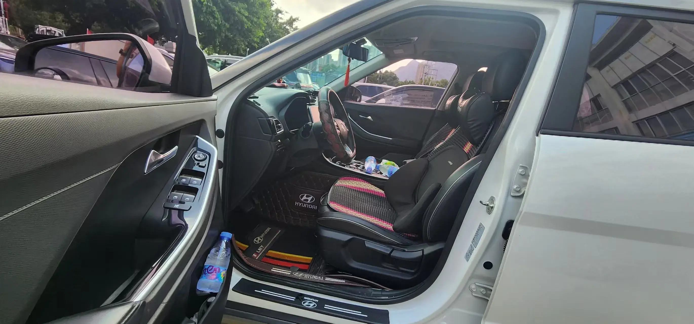 2020 HYUNDAI IX25 thumbnail 3