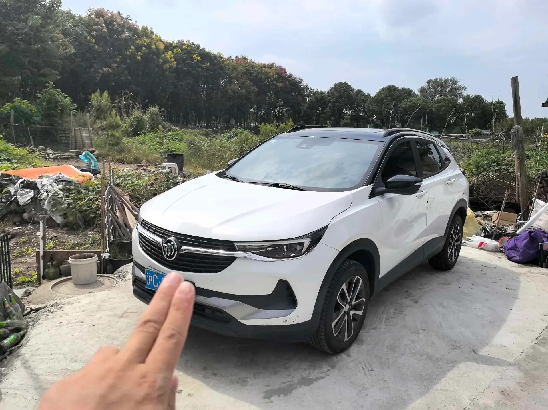 2021 BUICK ENCORE view 1