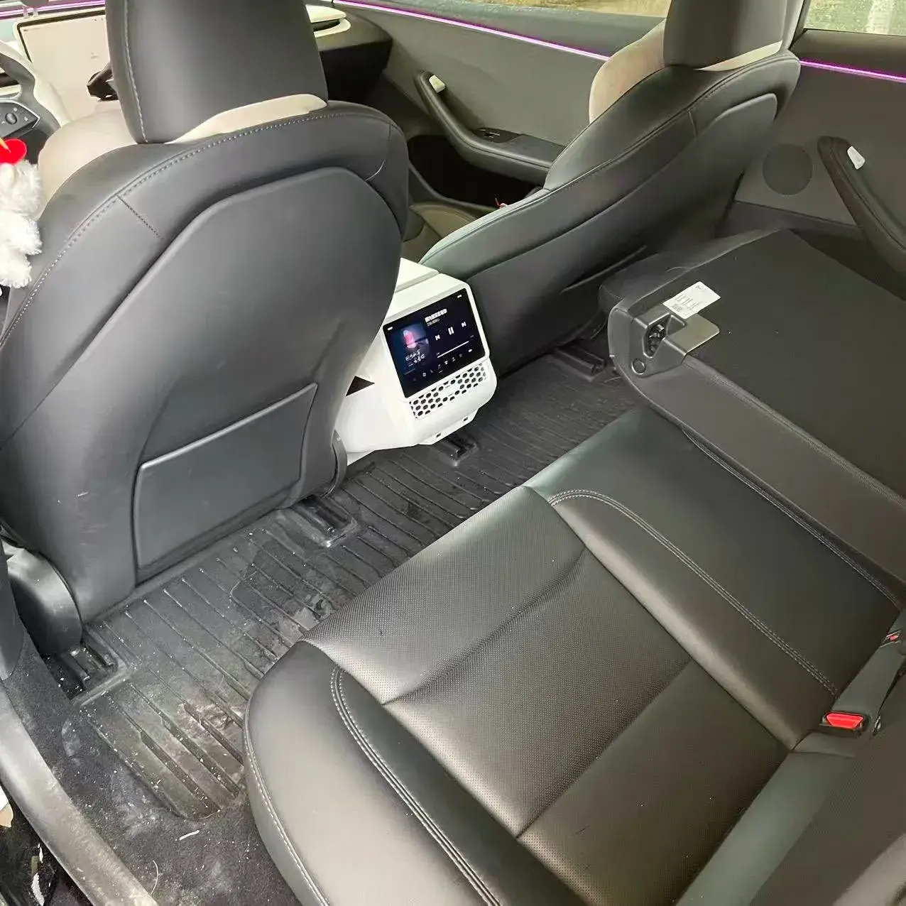 2023 TESLA MODEL thumbnail 4