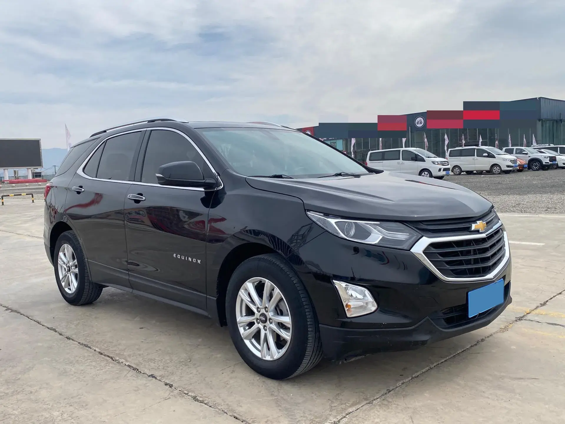 2019 CHEVROLET EQUINOX thumbnail 3