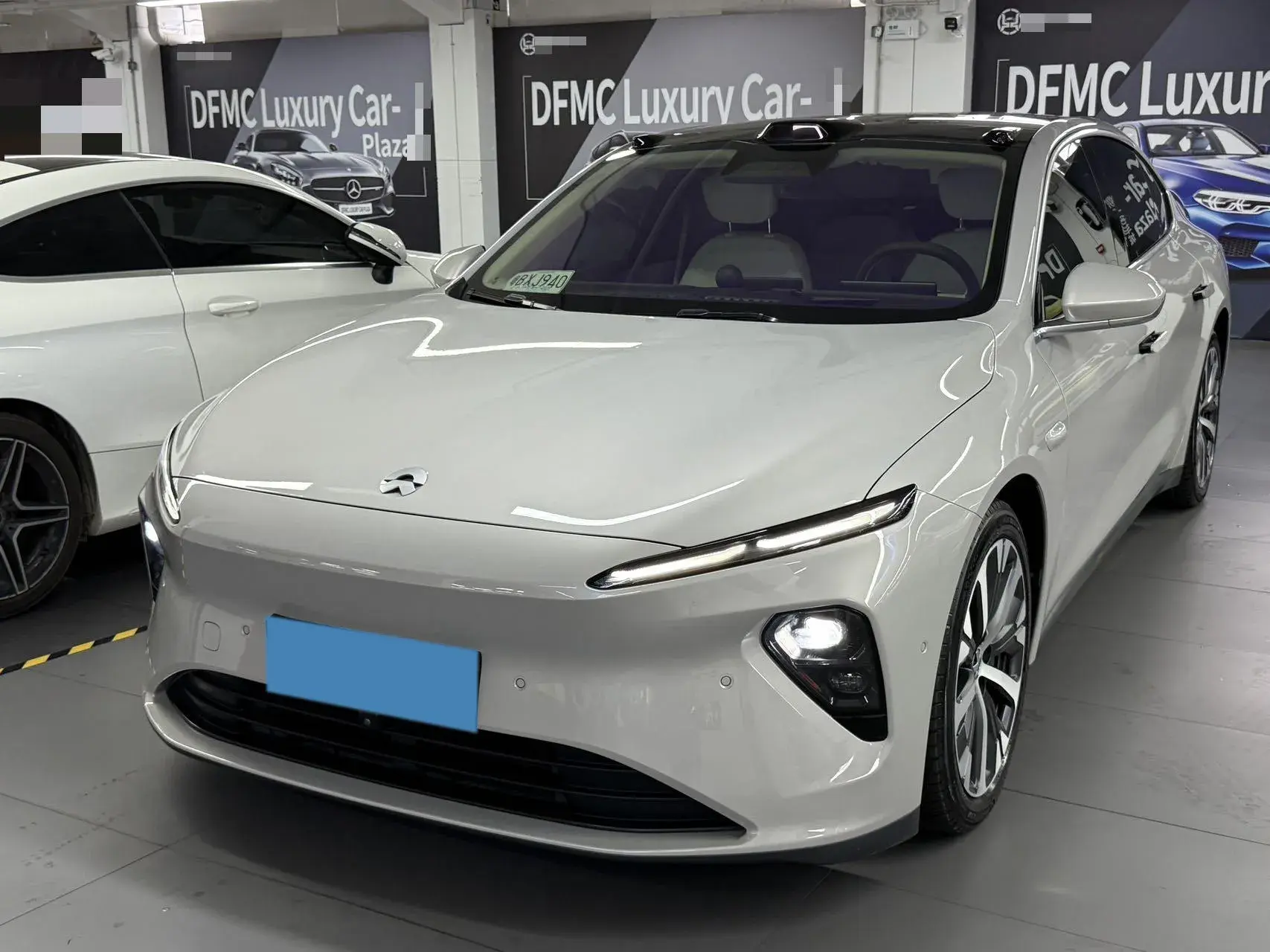 2023 NIO ET7 view 1